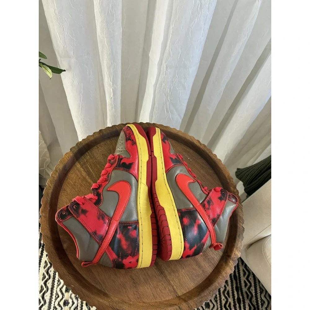 Men's 1985 Nike Red Acid Dunks‎ High Top Size 7 Red/Black /Gray /Yellow - Picture 8 of 11